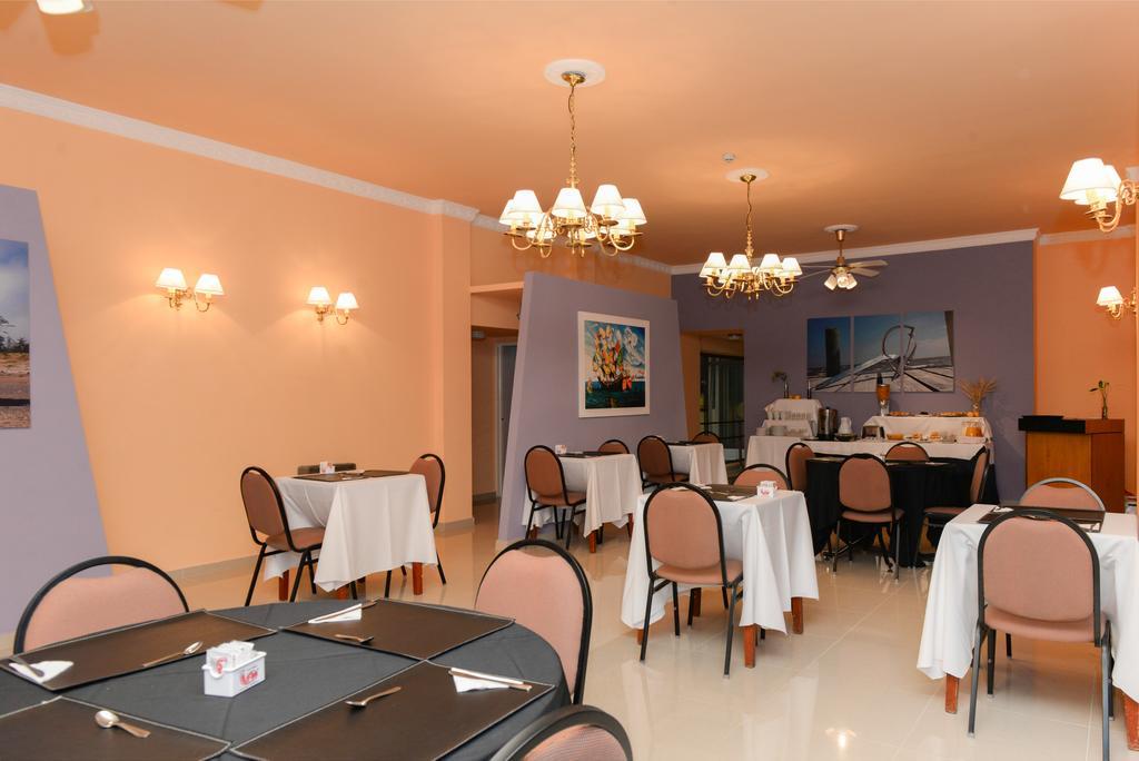 Santiago Hotel Cordova Esterno foto