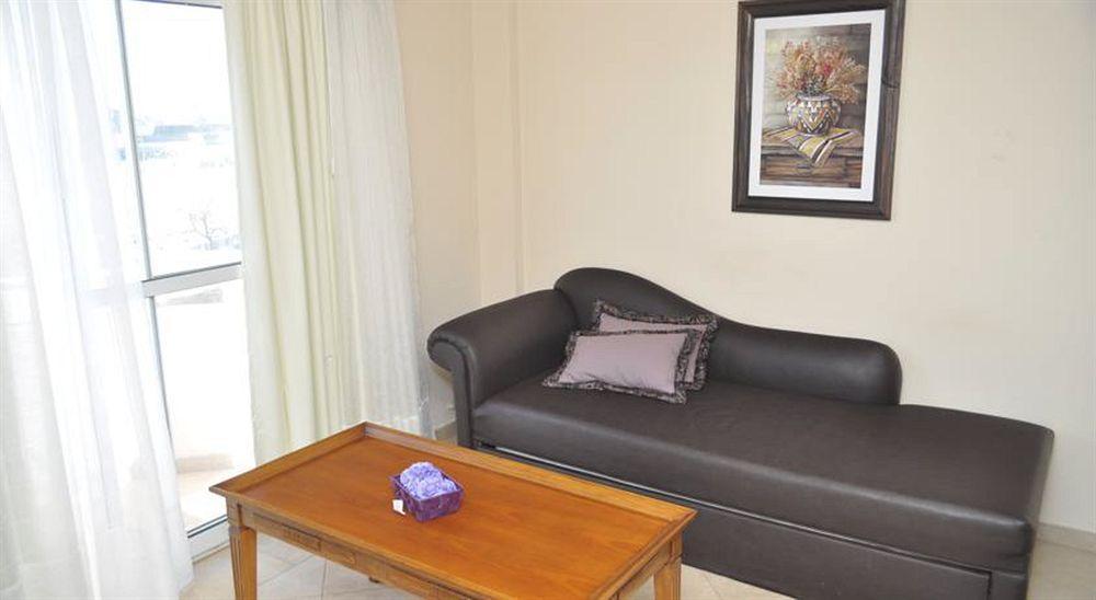 Santiago Hotel Cordova Esterno foto